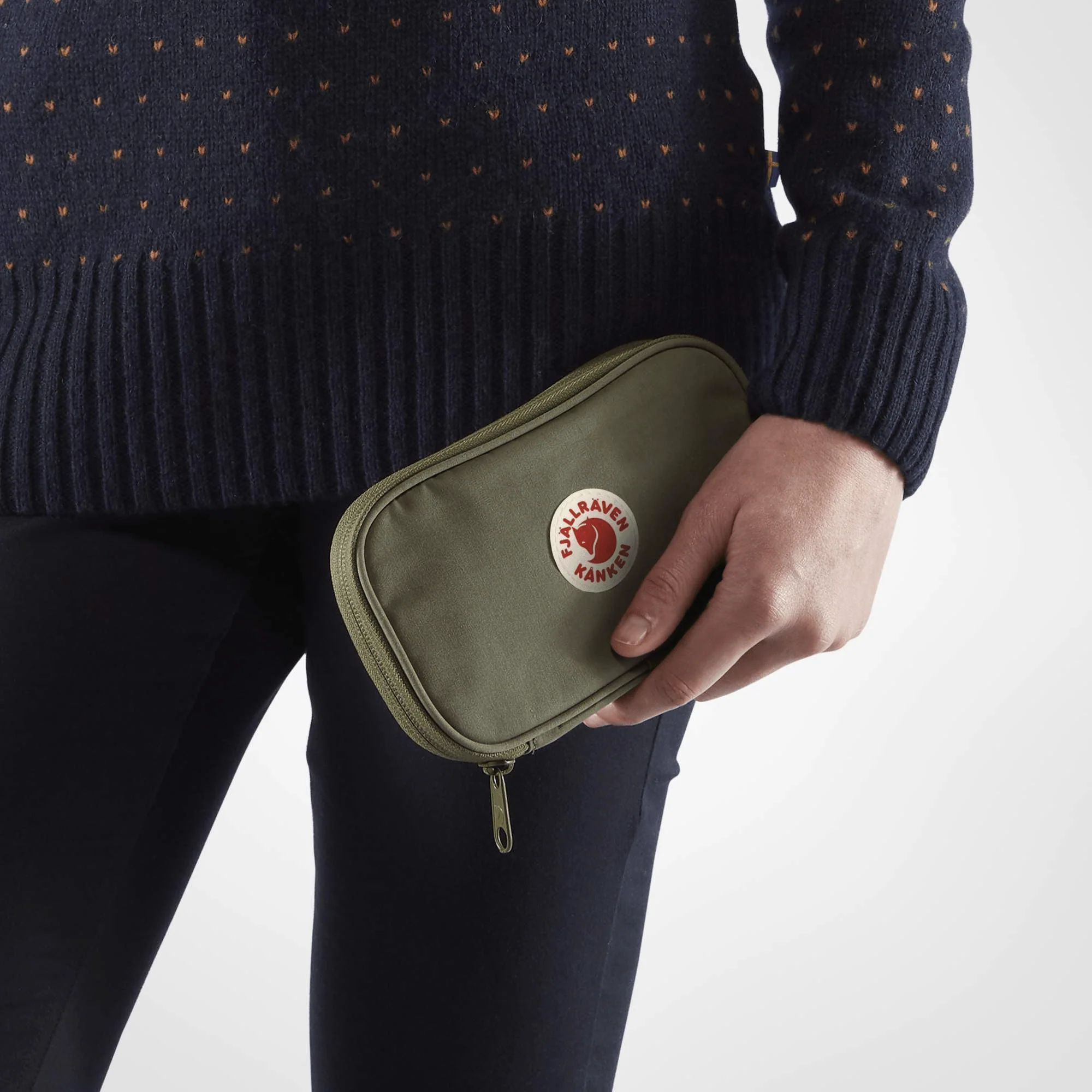 Kånken Travel Wallet - Image 3